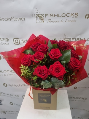 Fishlocks 12 Red Freedom Rose Hand Tied