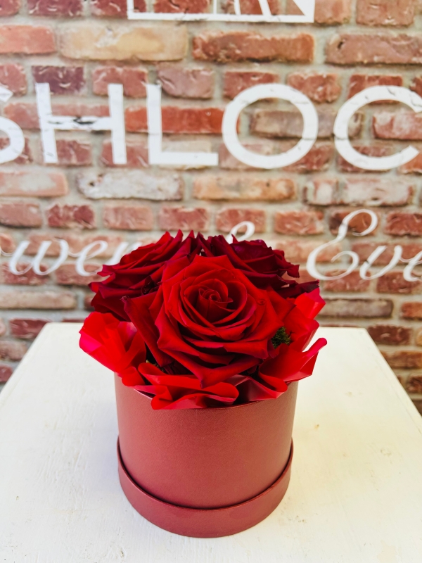 Fishlocks 3 Red Rose Hatbox