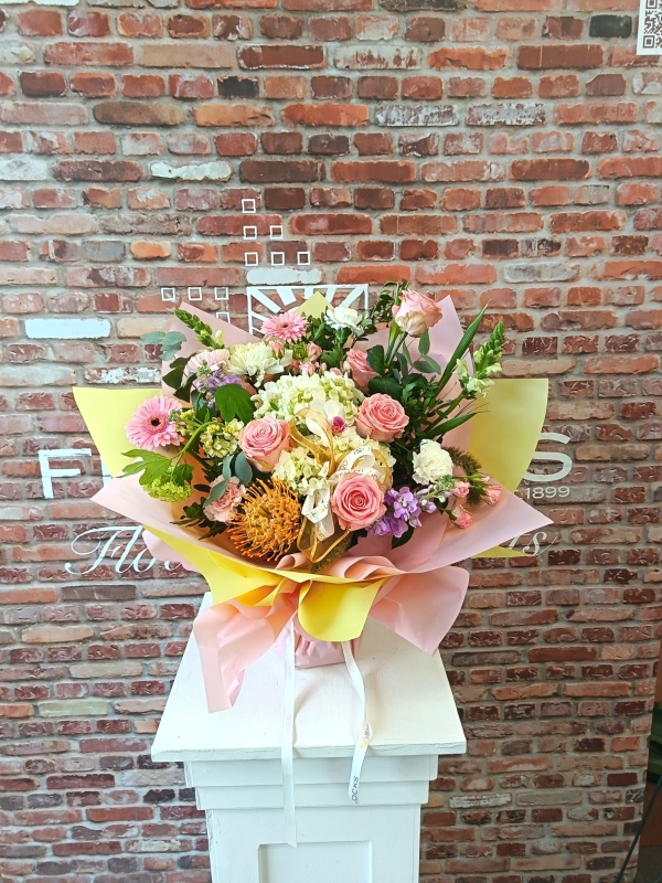 Fishlocks Easter Extravaganza