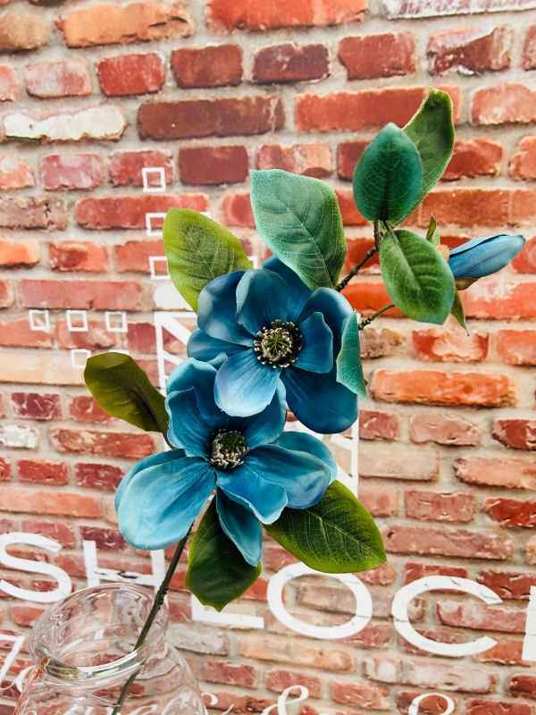 Large Magnolia Spray Blue