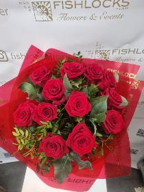 Fishlocks 12 Red Freedom Rose Hand Tied