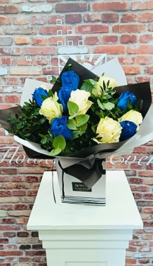 Fishlocks Ever Love   Blue and white roses
