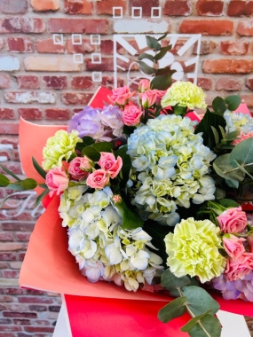 Fishlocks Hydrangea Hand Tied