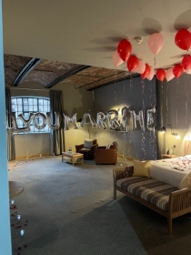 Latex Floating Balloons (11 inch)with Helium and tail