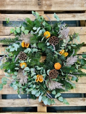 Fishlocks Fragrant Wreath
